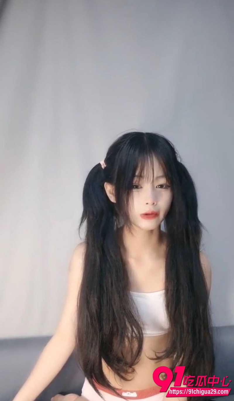 小妲己博主小易的so啵啵 超粉美鲍道具自慰 呻吟尖叫反差诱惑拉满!