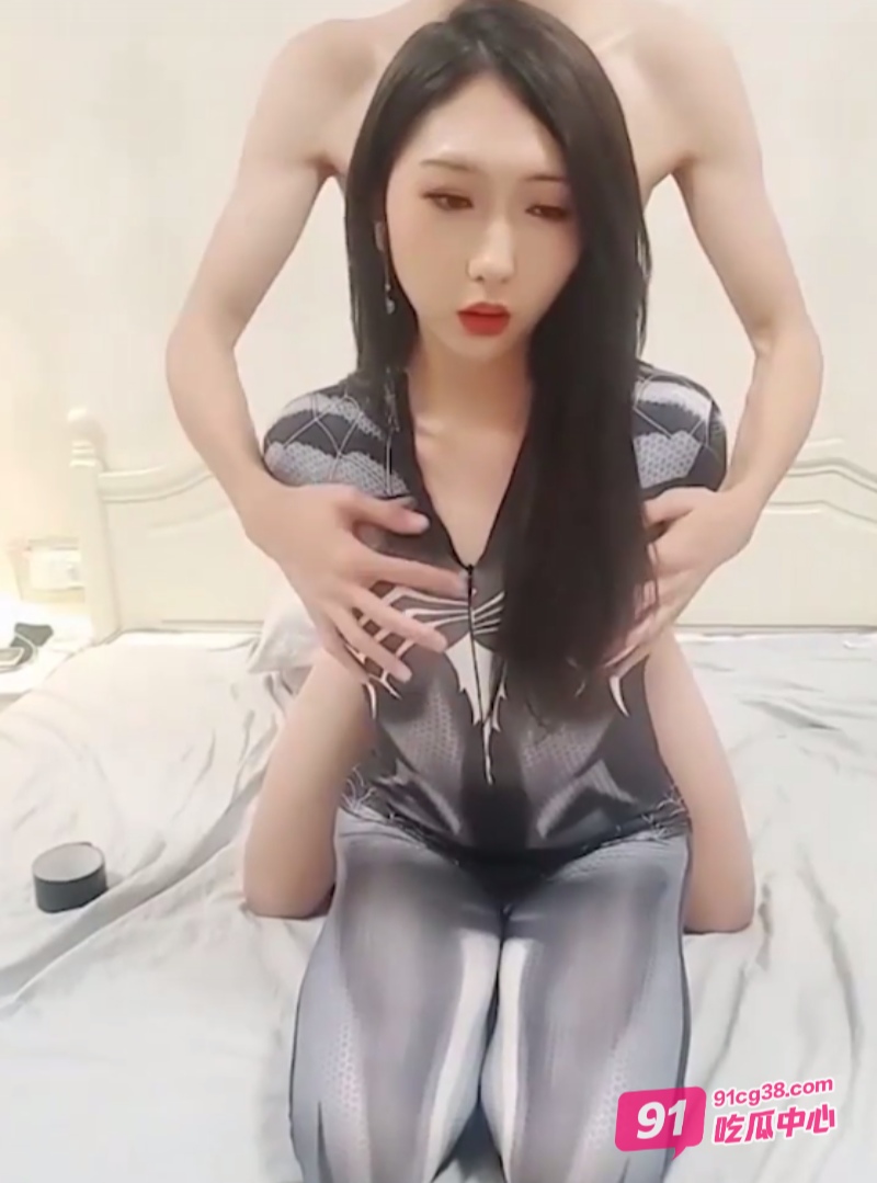 国产TS系列绝美伪娘 连体蜘蛛侠开裆诱惑 攻守兼备约炮各路大哥！