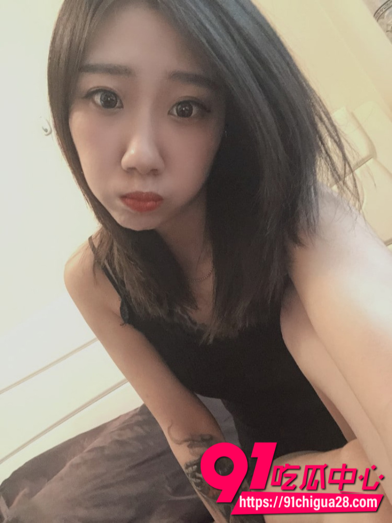 德国留学生钟义迷奸自己女友拍照被德国慕尼黑法院判刑11年5