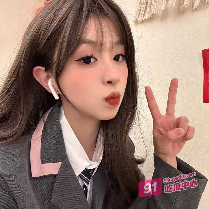 西安外语大学李美娜 饱满奶子极具杀伤力 万里挑一身材让男友爽了 配图