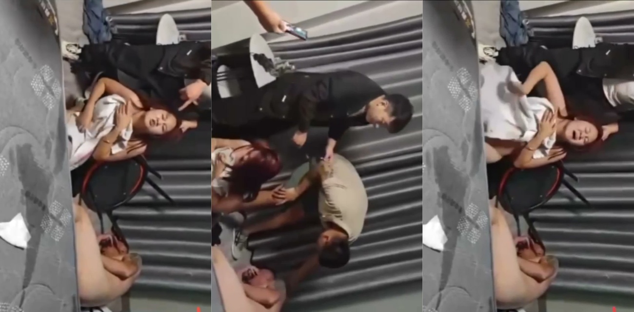少妇婚内出轨被抓奸在床 奸夫被打成猪头 淫妇按住狂扇大逼兜 男女杀猪般惨叫