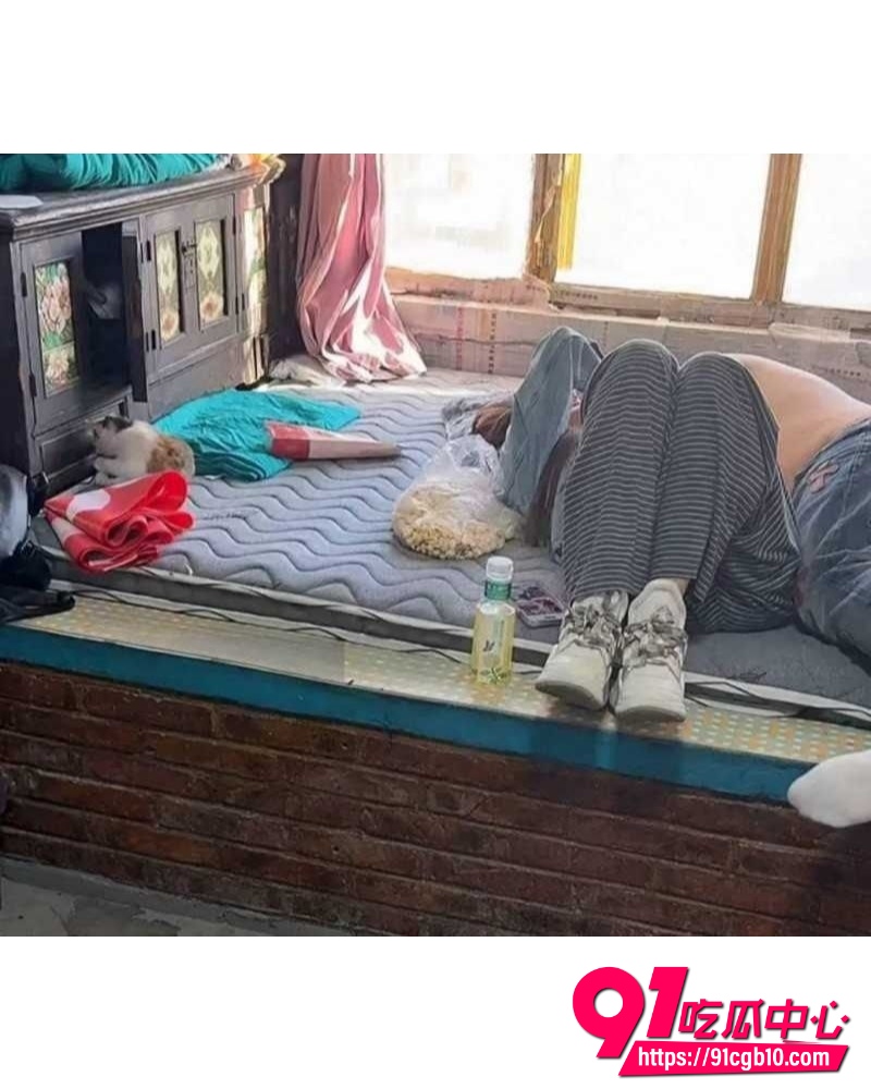 快手网红老狗婚内出轨女徒孙佳昕  18