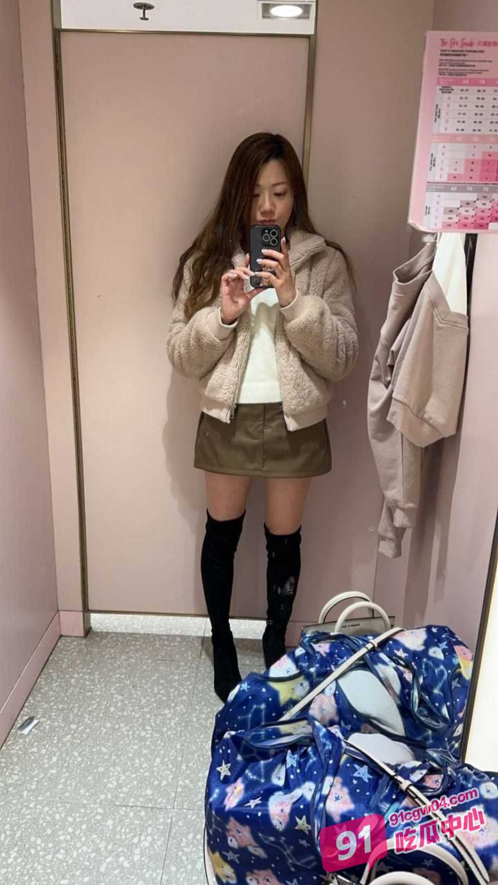 台湾风骚人妻 Lina 酒店激情啪啪 姿势大胆对镜自拍双双露脸尺度惊人