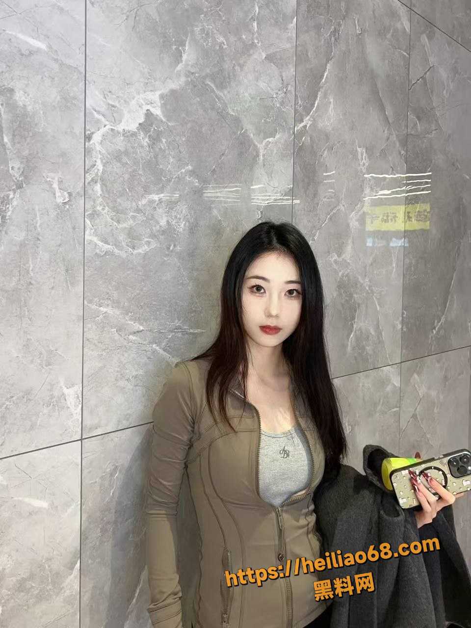 上海 周乔楠 金主重金定制 自慰视频流出 各种大尺度福利拉满
