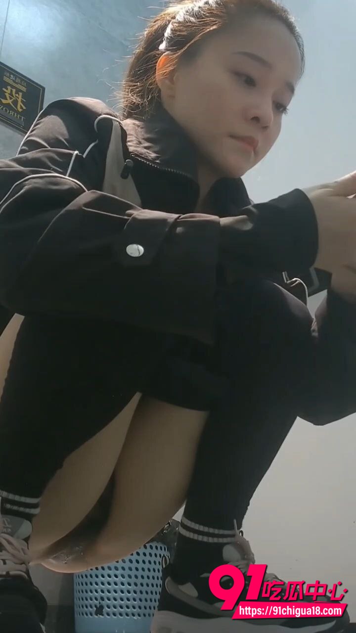 商场厕所大神偷拍视频7