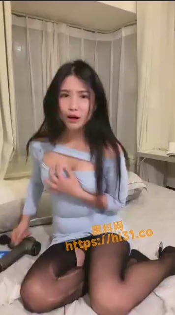 影帝级的骚女自导自演进行发骚强奸剧情！全程高潮迭起建议纳入北影教材！