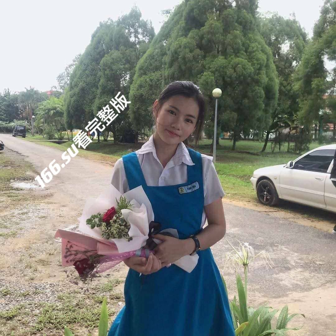 马来西亚中学 反差校花师生恋猛料 穿着校服与老师性爱视频被人曝光 配图2