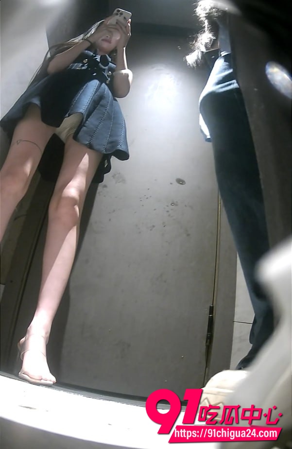 酒吧厕所偷拍1