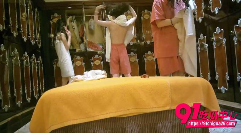 澡堂高颜值少妇偷拍2