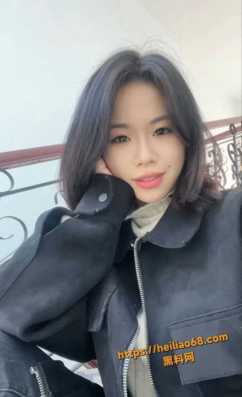 常州钟楼区极氪家汽车销售 章戴媛 为了卖车勾引客户 微信视频裸聊自慰 独家爆料