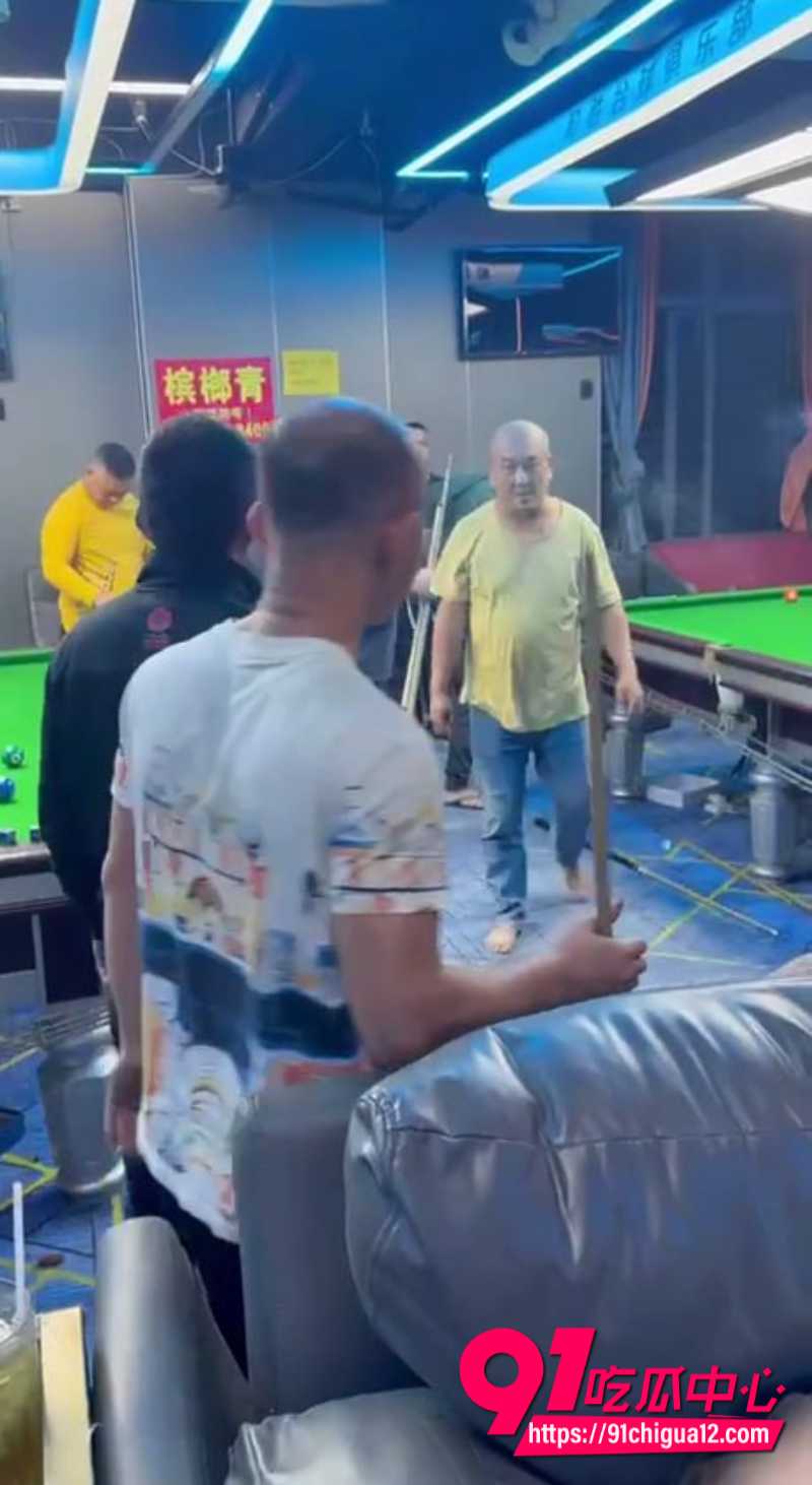 海南琼海乡镇台球厅输钱赖账被群殴5