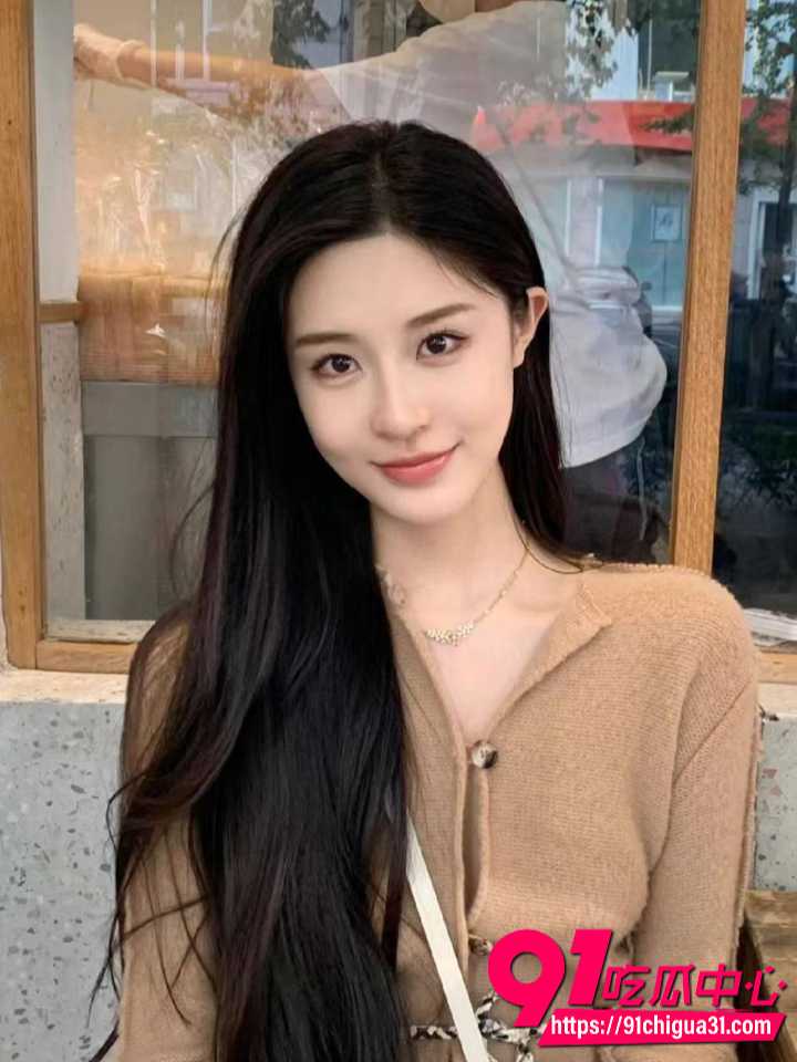 济南女大灰丝妹子被抱起来猛操2 济南女大灰丝妹子被抱起来猛操2