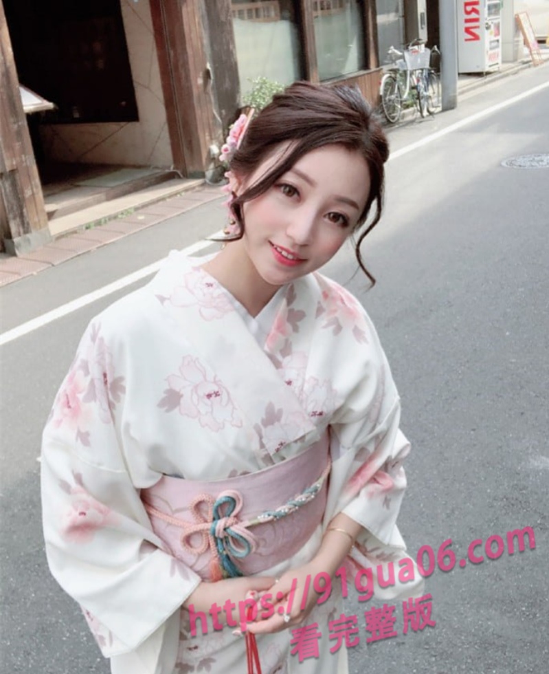 江苏大学情侣私拍泄密 女友样样精通 有这样的女友真性福 配图2