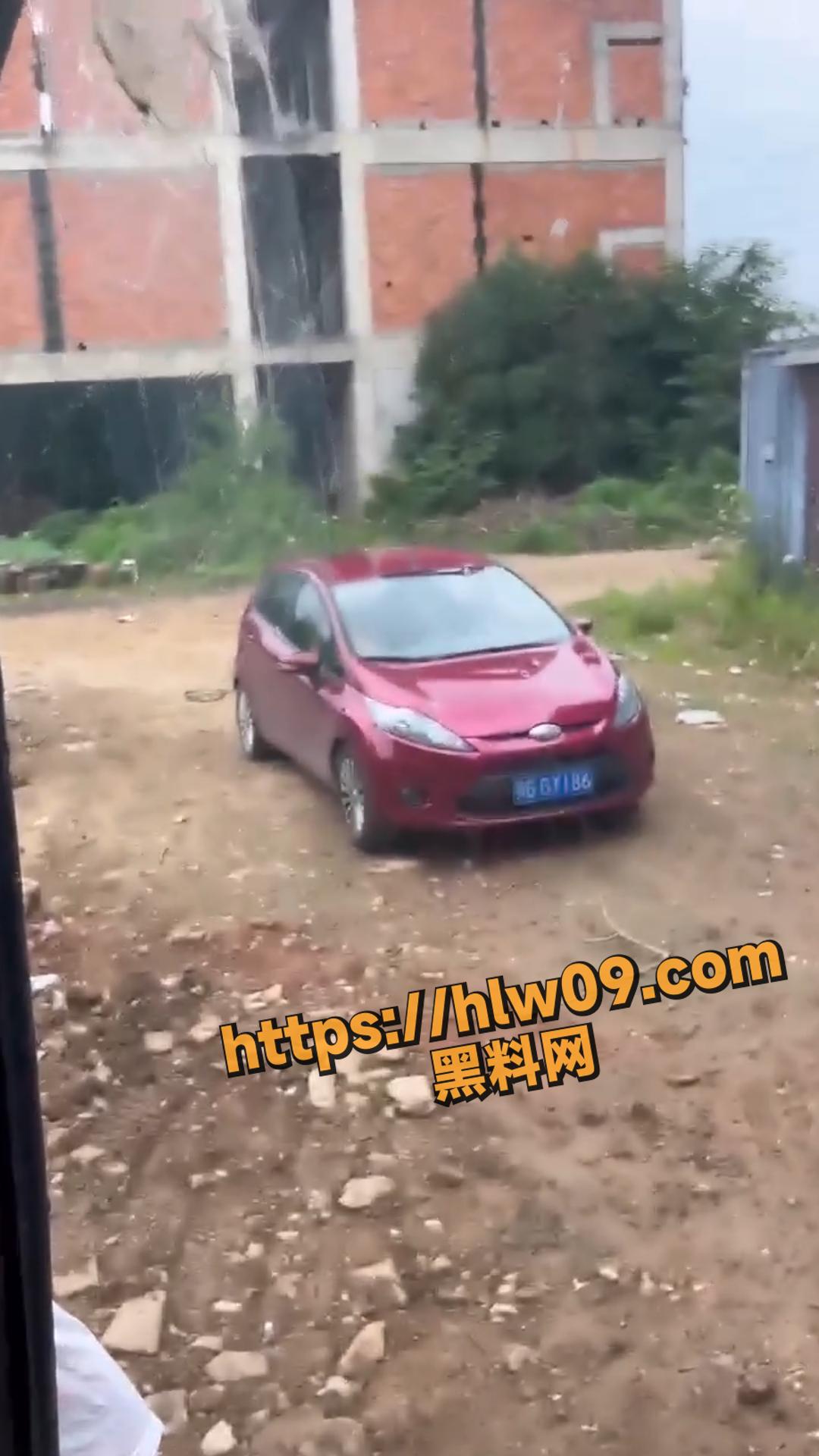 鄂GGYIG6车主 你车震冲刺被人偷拍流传啦~快准备回家跪搓衣板吧!