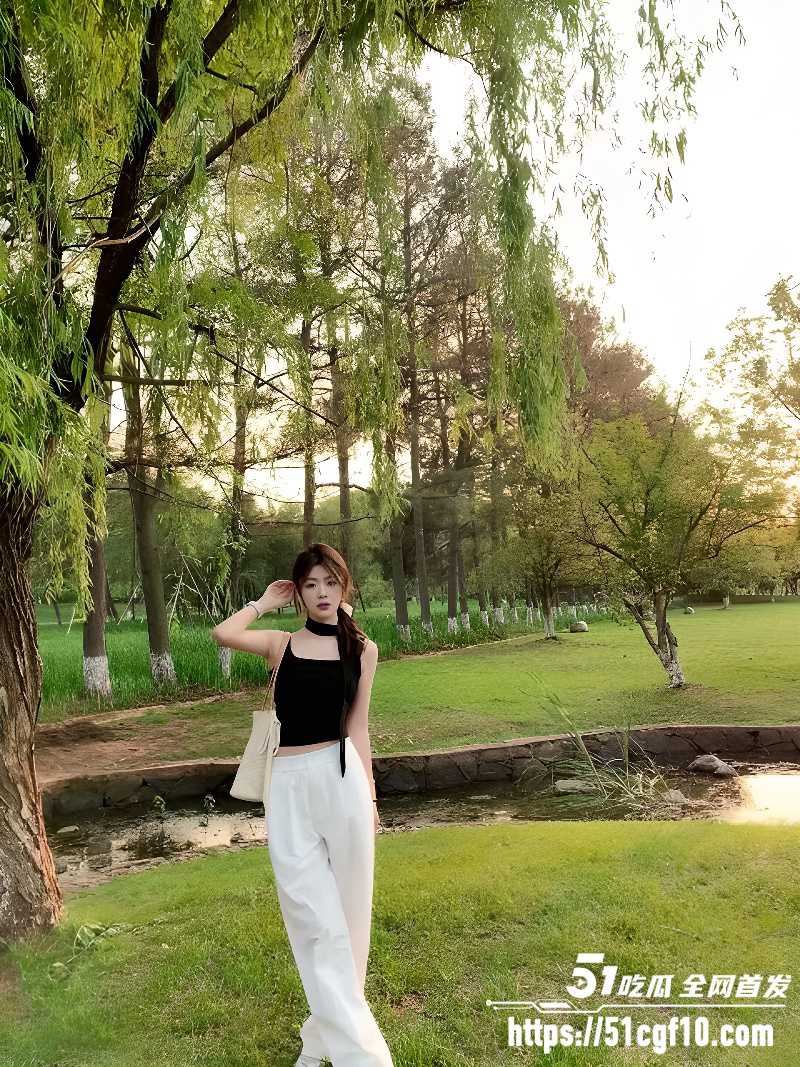 极品素人少妇 自拍视频流出 无套猛操大奶狂晃 全程淫语不断浪叫“我快死了”