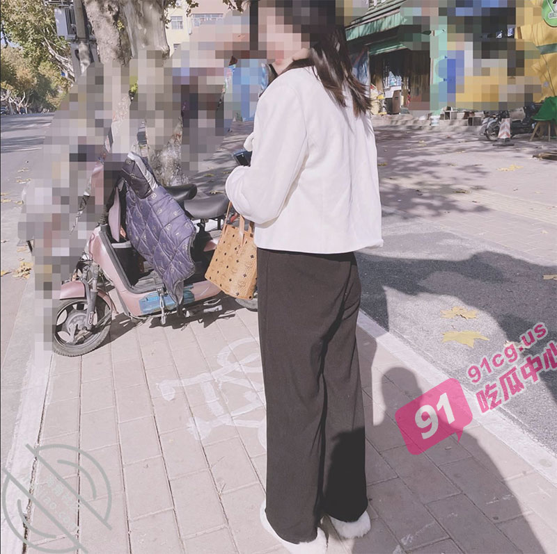 02.jpg
