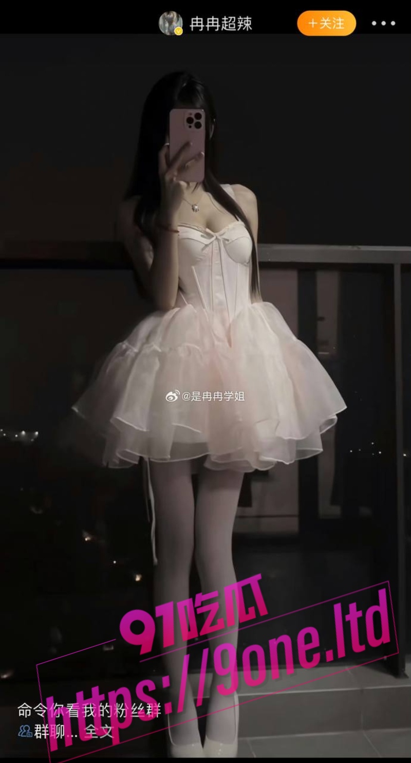 8_W_800px.jpg