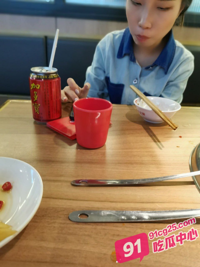 女大学生网恋奔现 遭下药迷奸惨被滴蜡调教 小伙甚至浴血奋战！ 配图16