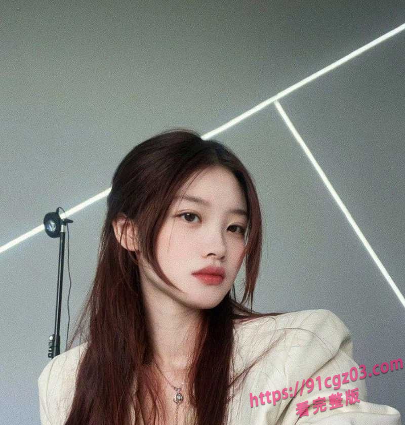 北大美女高材生不雅视频流出 被男友花式开发各种调教也不反抗