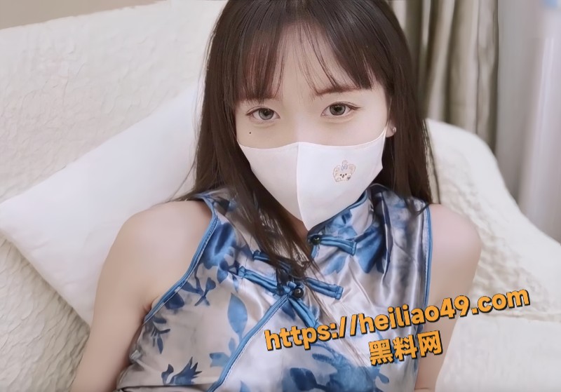 用户求瓜 爱玩熊熊 白丝旗袍翘臀后入 一线天美穴被操到淫水狂流！