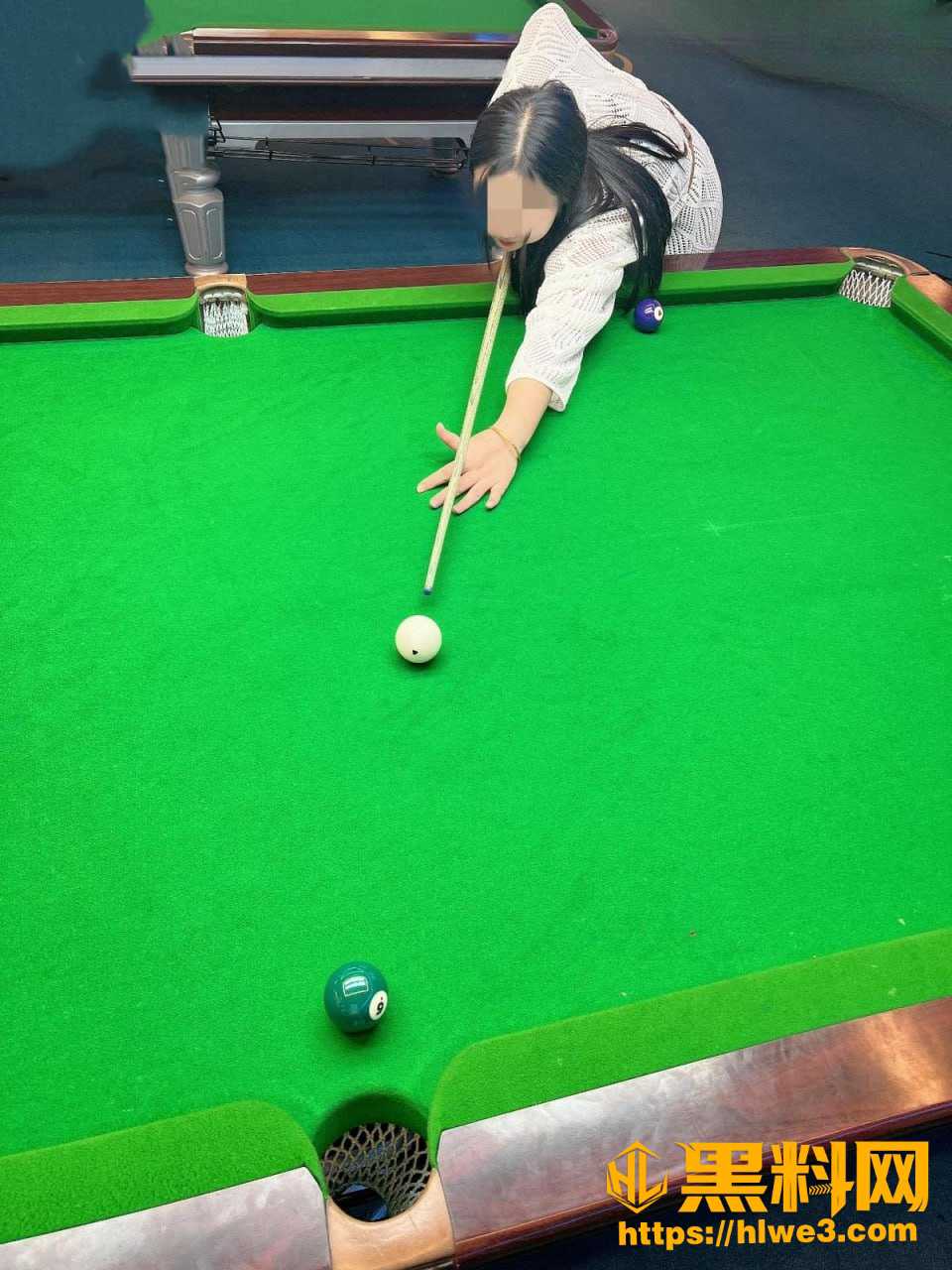 趁姐姐打游戏强行插入 晚上溜到房间内射被打 会喷水的亲姐姐46-50集 海角社区