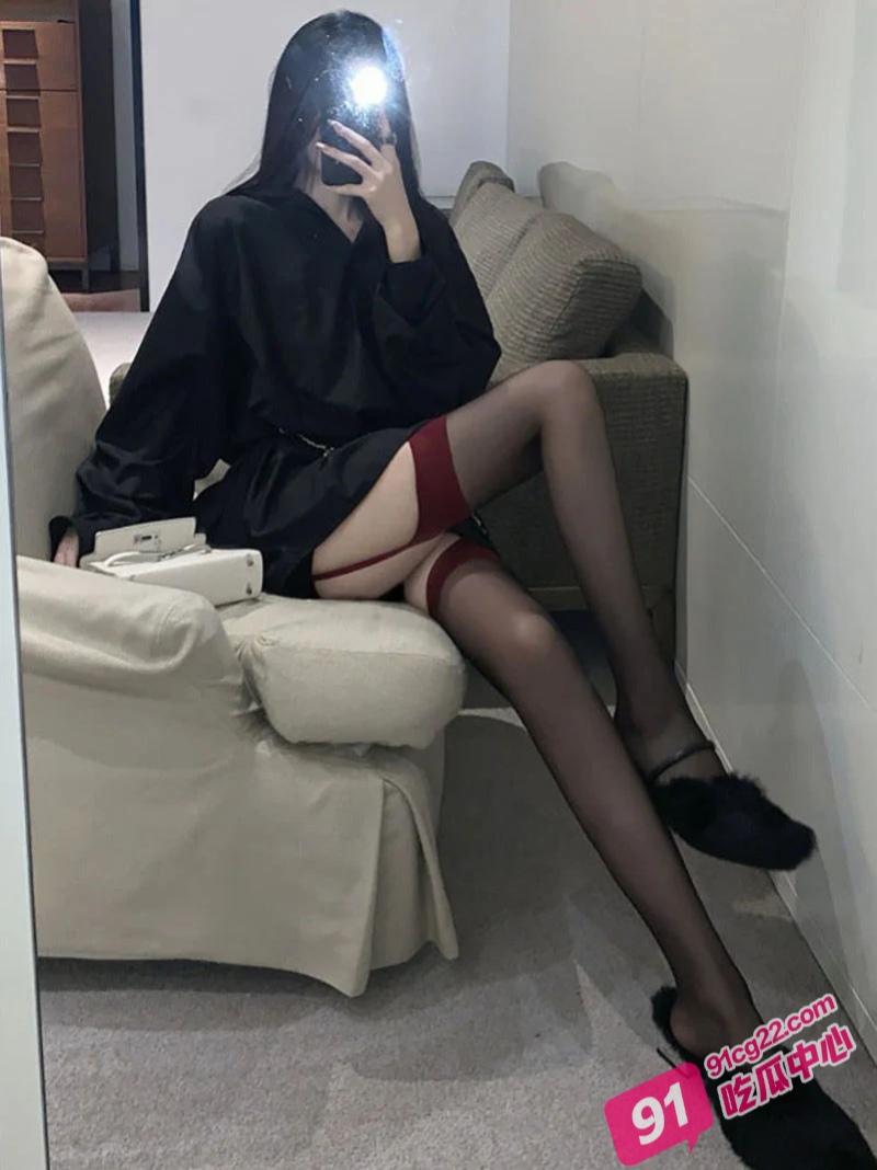 强上我的亲姐姐～万般皆下品 唯有红丝高！“弟弟 你的鸡巴怎么这么硬啊” 配图2