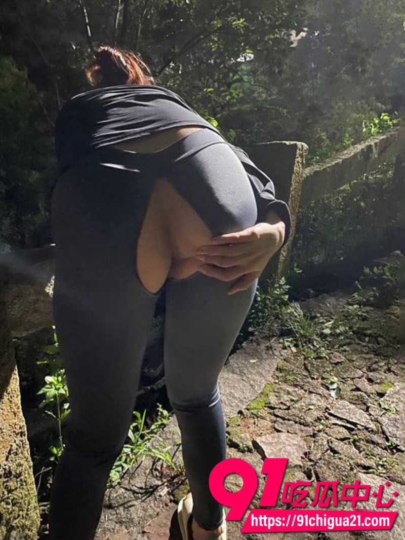 海角大神妈妈的丰乳肥臀勾引老妈乱伦激战性爱视频合集18