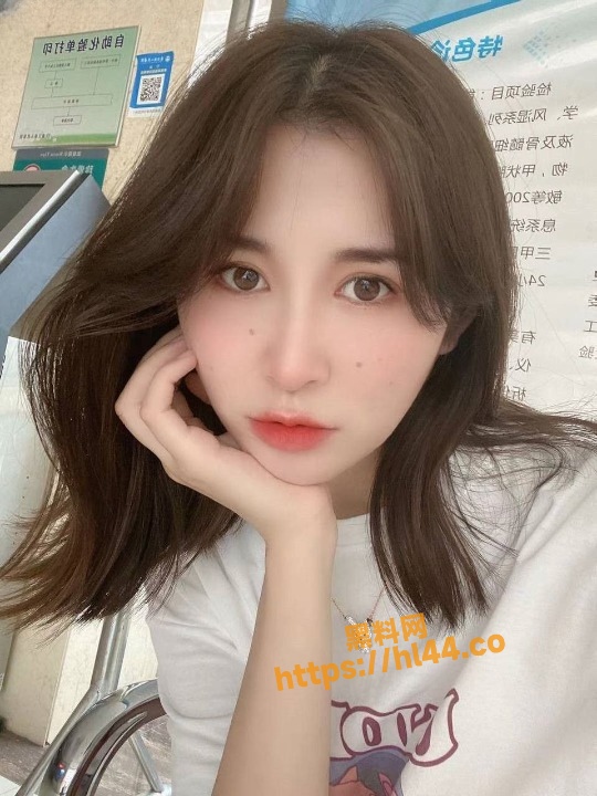 推特极品人妻 beauty 泄密流出与金主的偷情视频 全程情趣套装完美露脸给家人们欣赏！