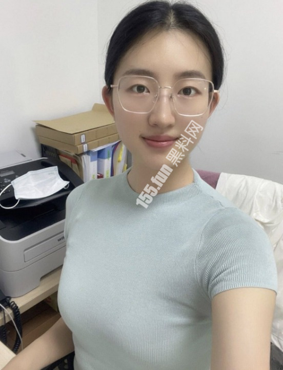 生活自拍 反差妹子年年有 今年特别多