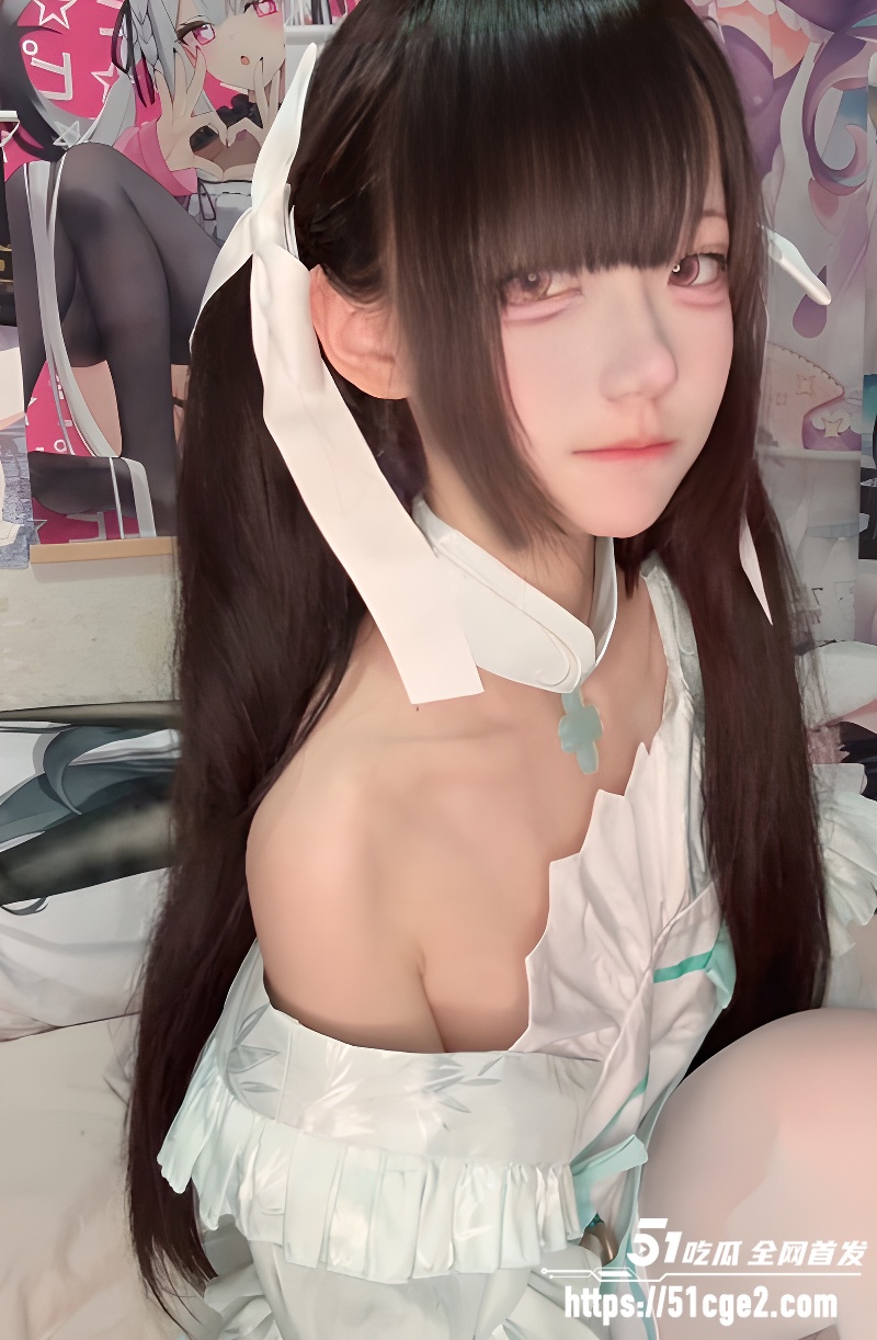 白虎萝莉 废柴少女家里蹲2