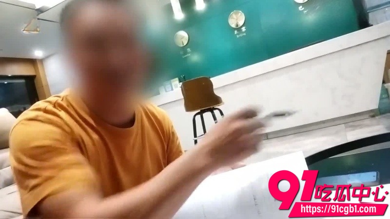 2026年8月央视记者暗访云南低价团 999元行程被五家旅行社层层转卖 不买翡翠遭堵厕所恐吓2