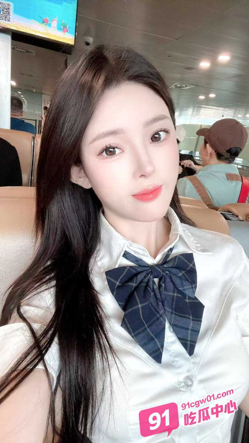 反差学妹樱花小猫在酒店自慰被学长偷窥发现 渣男学长趁人之危大屌插穴！ 配图5