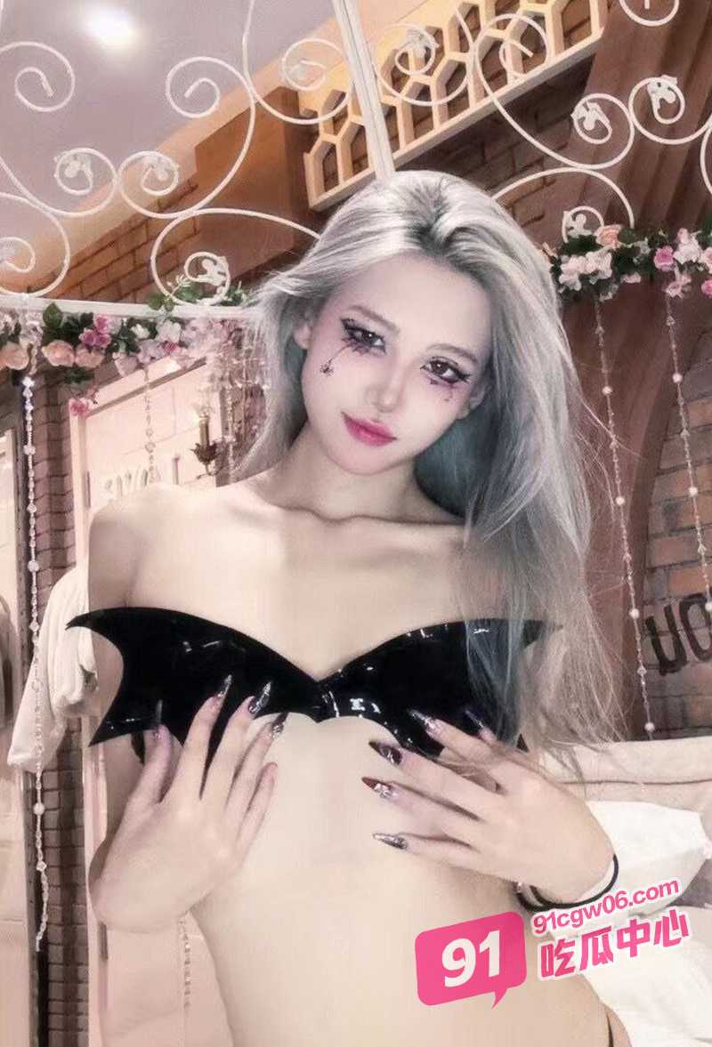 成都反差女神果果有点乖 下海大尺度收费直播合集 精致脸蛋极品身材妥妥小母狗一枚！ 配图2