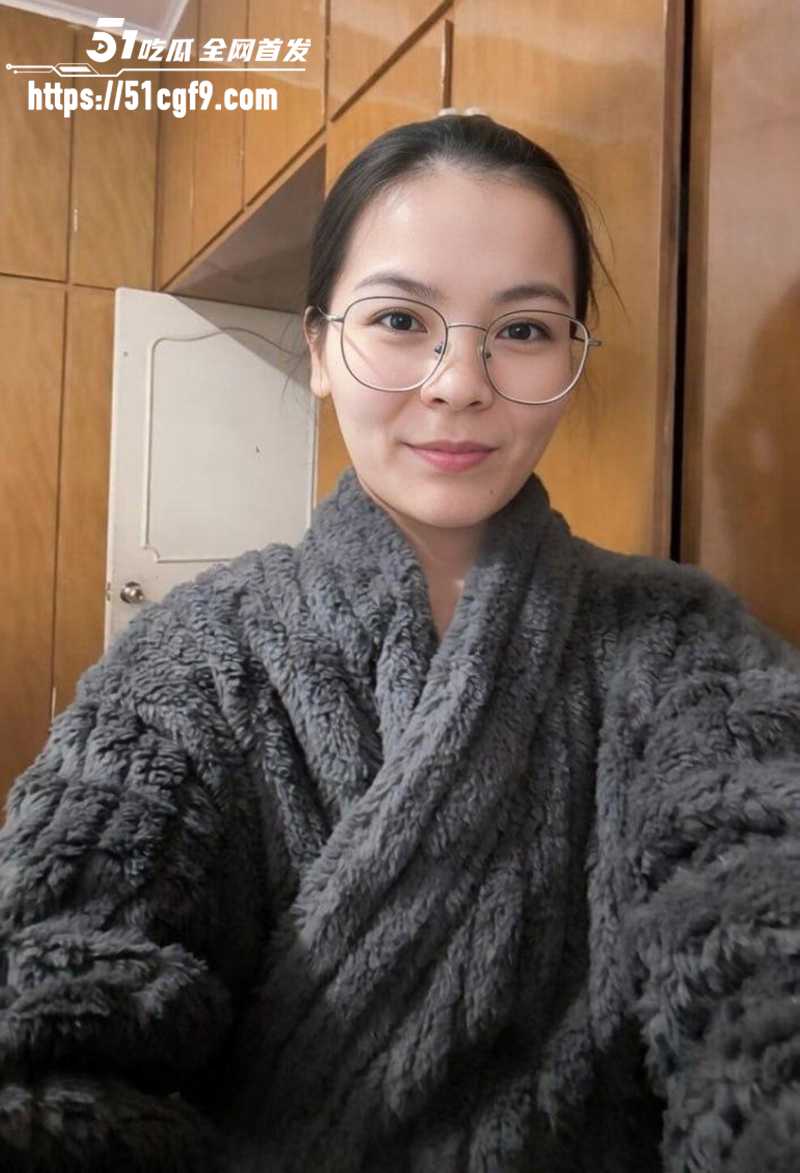 绍兴风骚人妻曹溪月不雅视频曝光  1 拷贝
