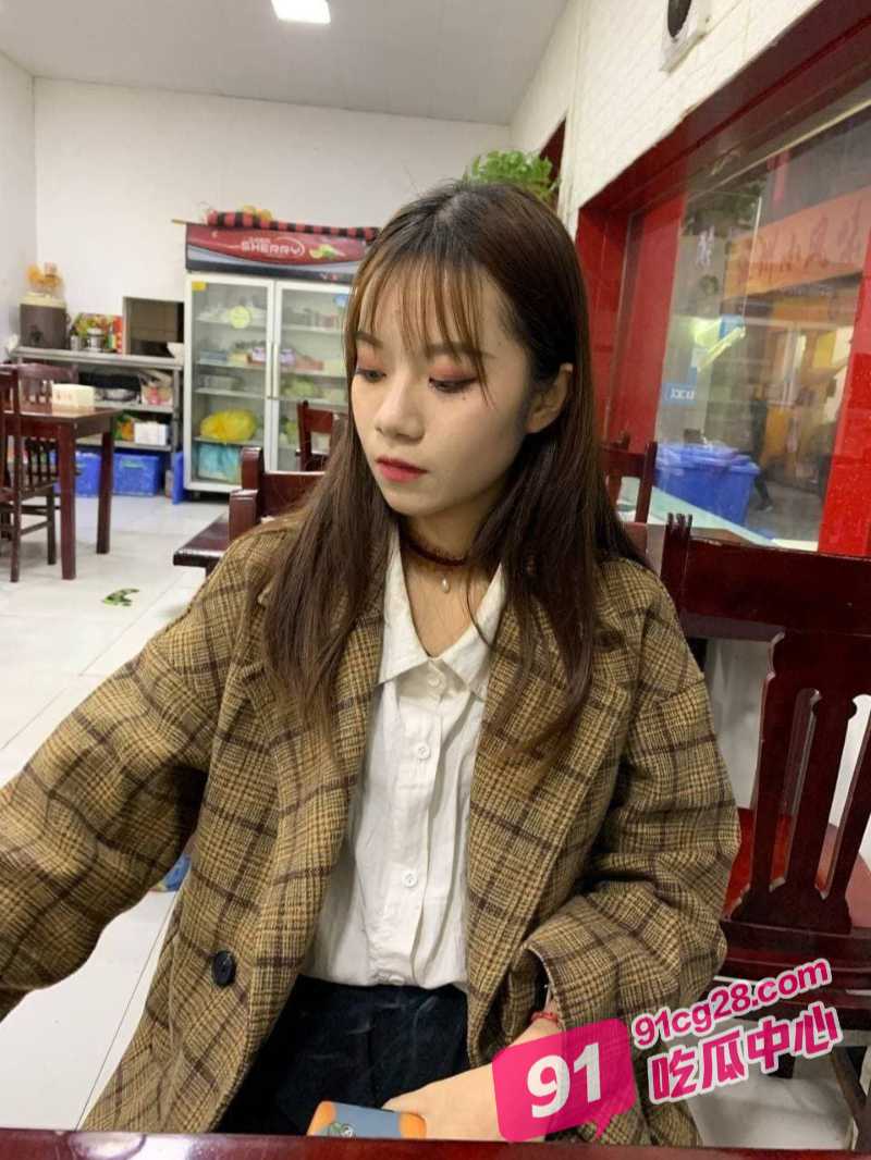 一块蛋糕的爱情 湖州学院杨文静 被无良学长哄骗上床爆操！ 配图2