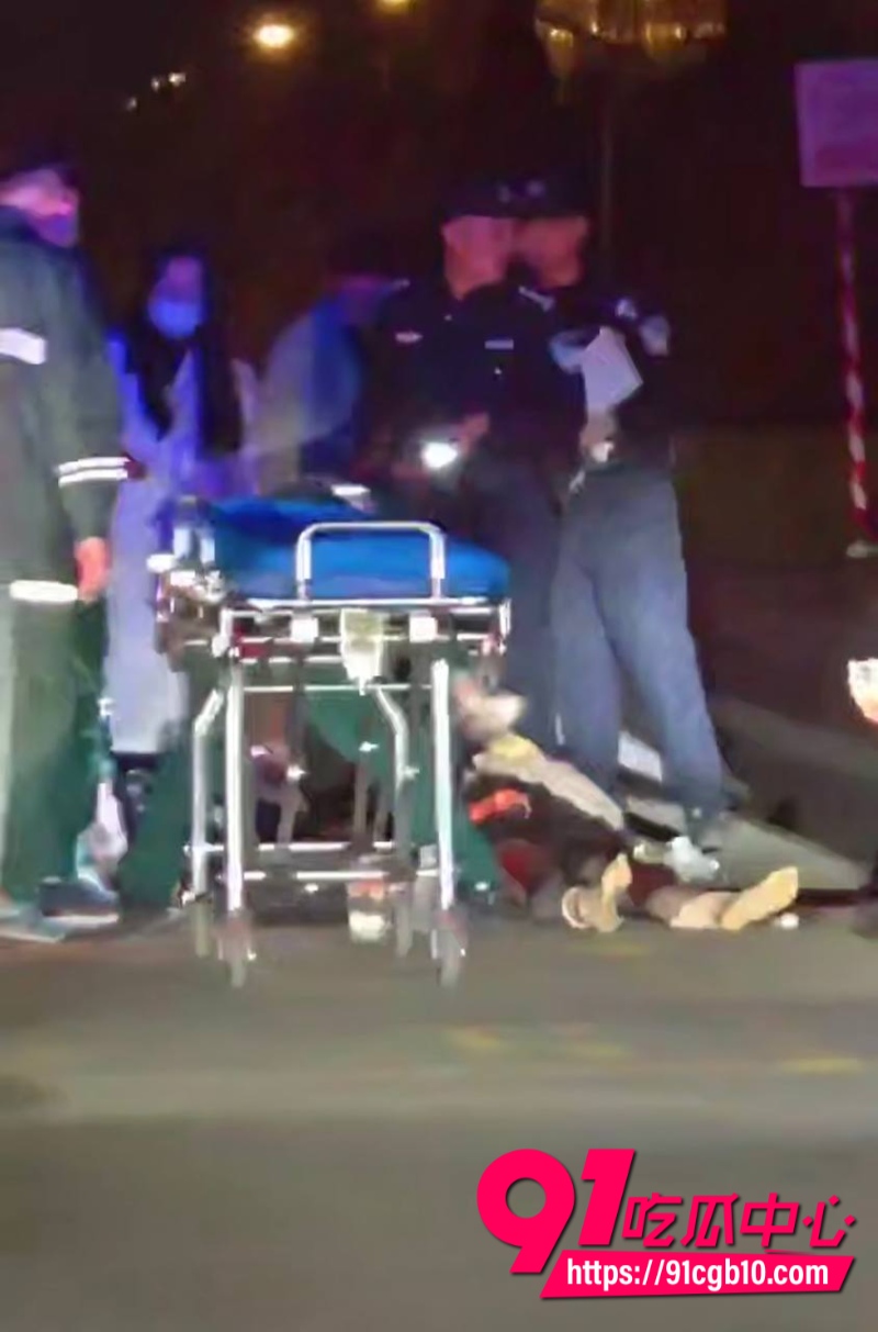 山西文化旅游职业大学唐槐校区持刀杀人事件曝光 老婆刀捅渣男和小三双双倒地 当场一命呜呼盖白布