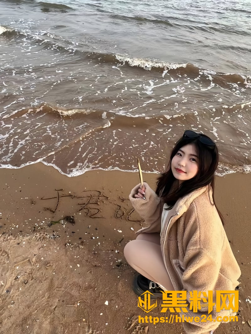 成都体育学院小胖妹 王思雨 被学长各种调教 骚穴被操到合不拢