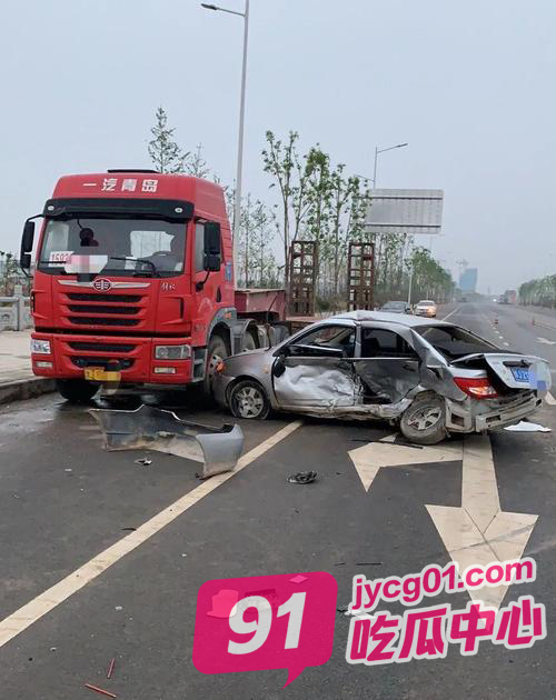 车祸惨剧警示合集 你永远不知道明天跟意外哪个先来！ 配图2