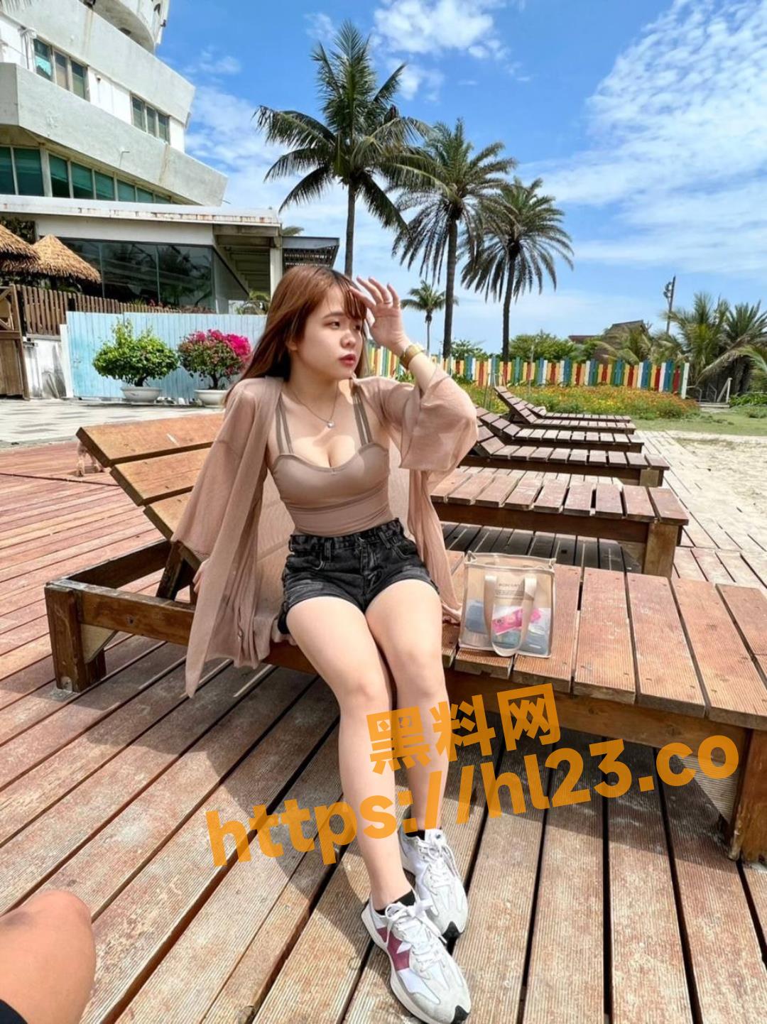 浙江嘉兴南苑大学旅游学院最爱吃鸡的小骚货林美艳，不雅视频流出！！！