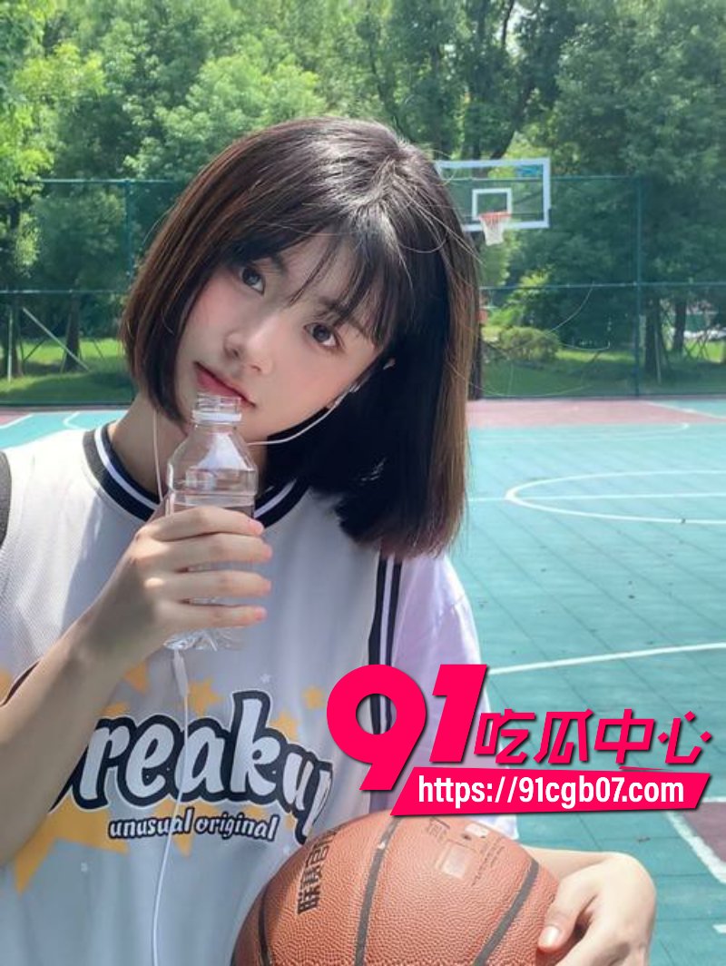 浙江海洋大学 女大学生为了追求刺激 跟男友直接在学校楼道激情野战