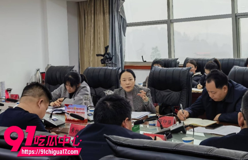 湖南省邵阳市副市长仇珂静因贪污落马曾经包养男模的黑历史曝光19
