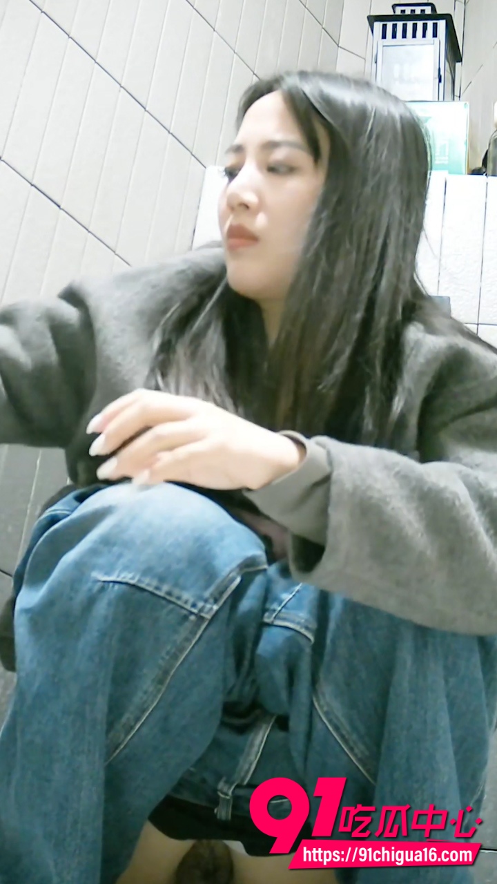 商场女厕3
