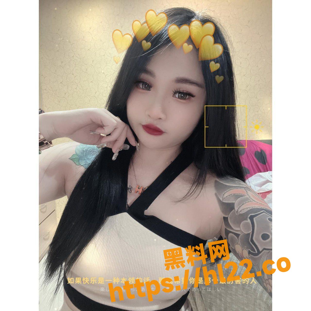 越南胡志明市高反差精神小妹吟吟，唇钉大奶子极致诱惑