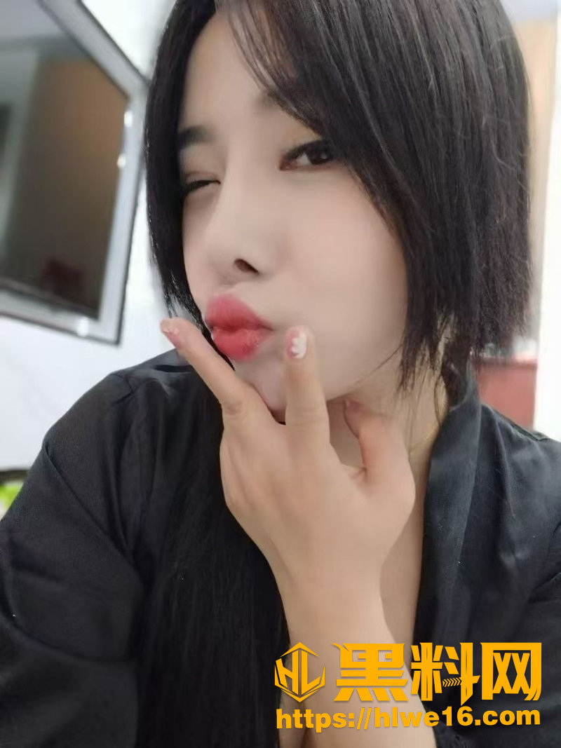 河北承德女王 邓嘉璇 多段私拍视频流出 女上位多毛骚穴狂插猛摇 口爆中出样样全