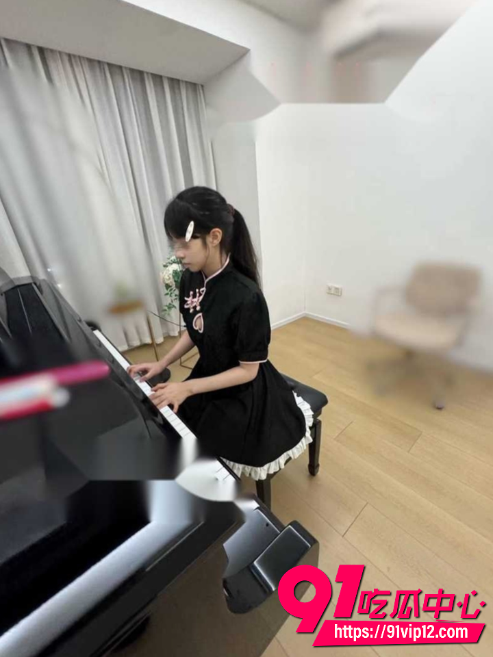 海角大神光天化日山野老家阳台猛干亲妹妹 兄妹乱伦禁忌激情做爱高潮连连