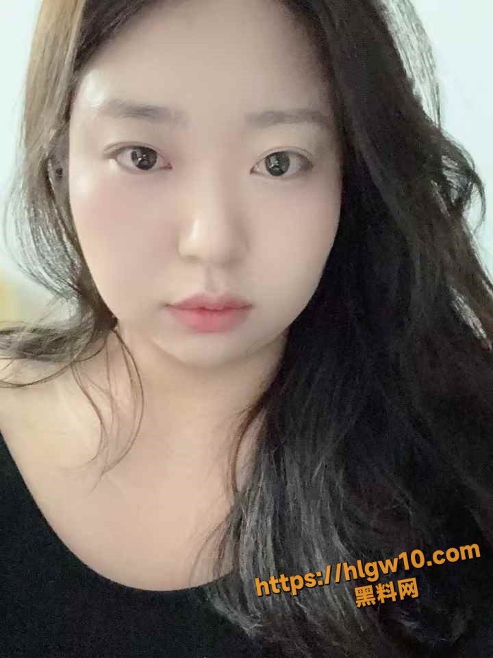 BBW天花板！高颜巨乳女神柴波波露脸吃鸡 后入女上榨精福利视频流出！