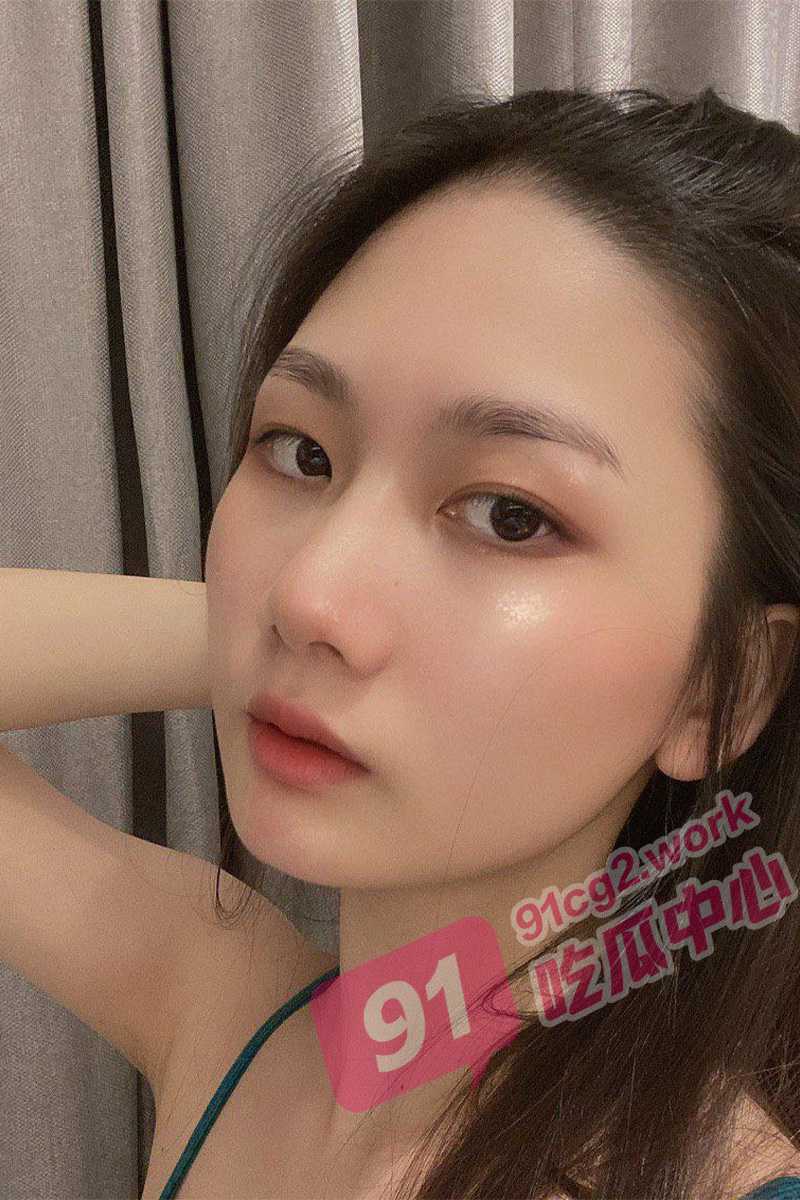 单纯校花和男友酒店开房～初次经历太生涩 被干到高潮不断惨烈叫床无套内射！