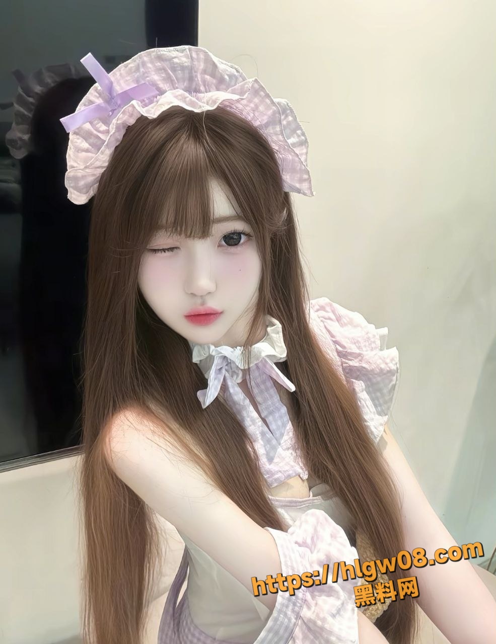 上海名媛 刘亚丽 被金主包养 每天的任务就是被金主玩弄 情趣女仆装开档丝袜伺候金主爸爸！