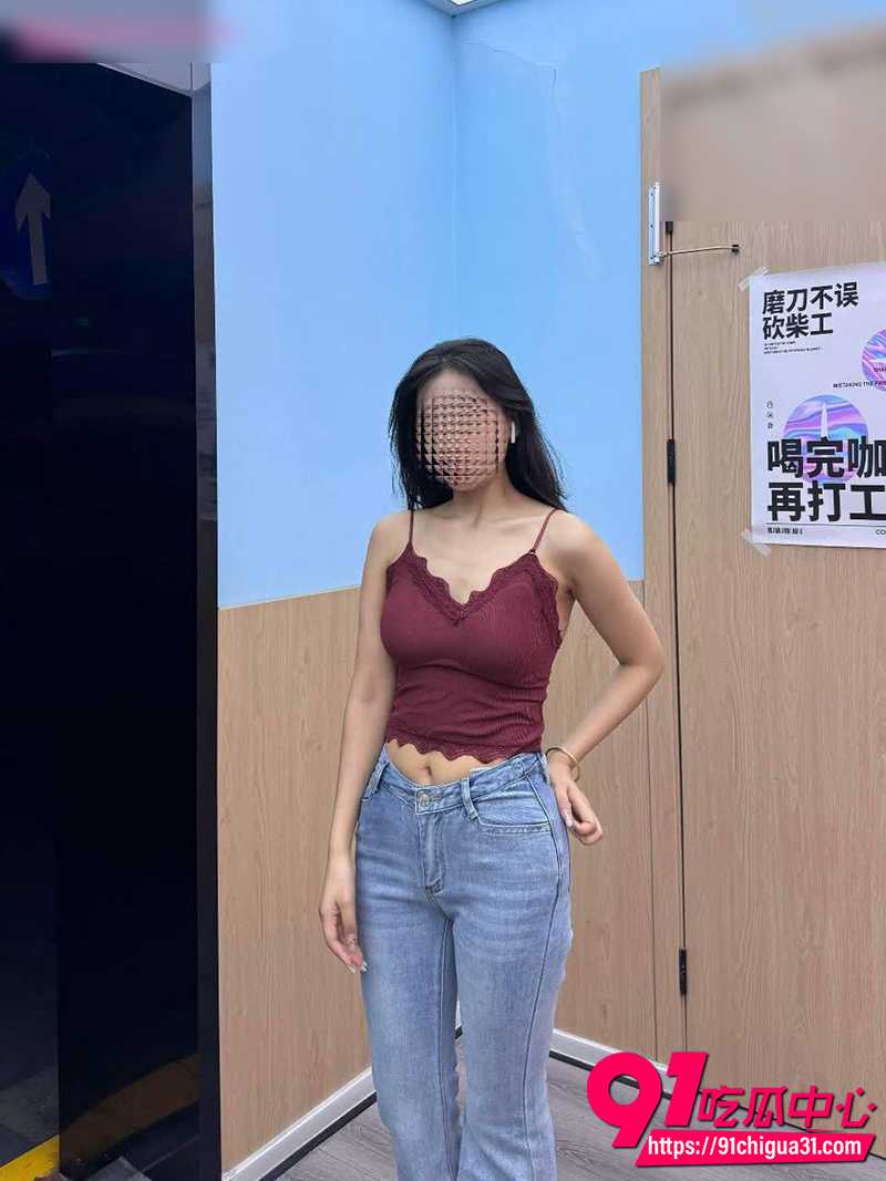海角大神和妈妈堂姐的性福生活 强上硬插喝醉堂姐 看着浓精从穴里慢慢流出来!
