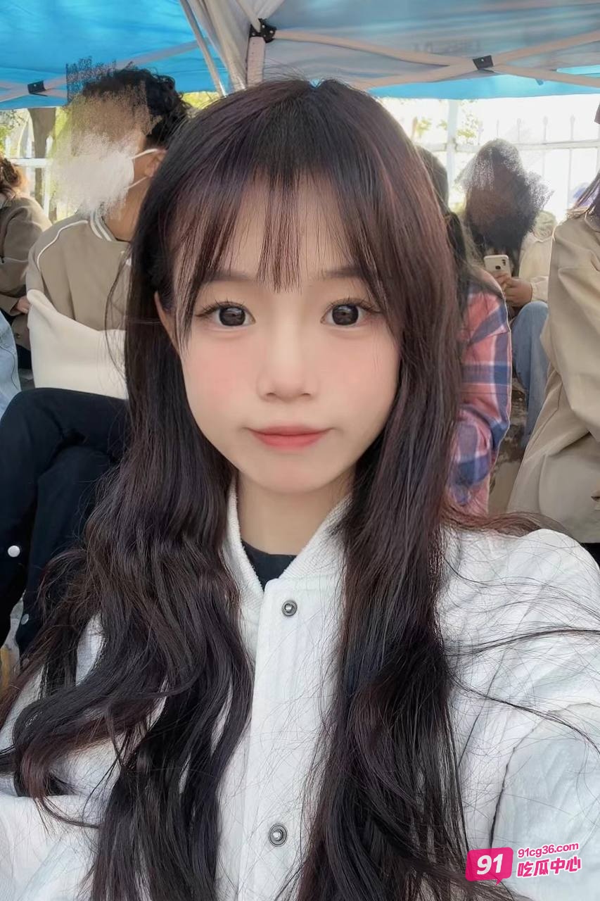 清纯少女林泓汐 口交技术十分一流 翘臀被大根猛烈后入！ 配图4